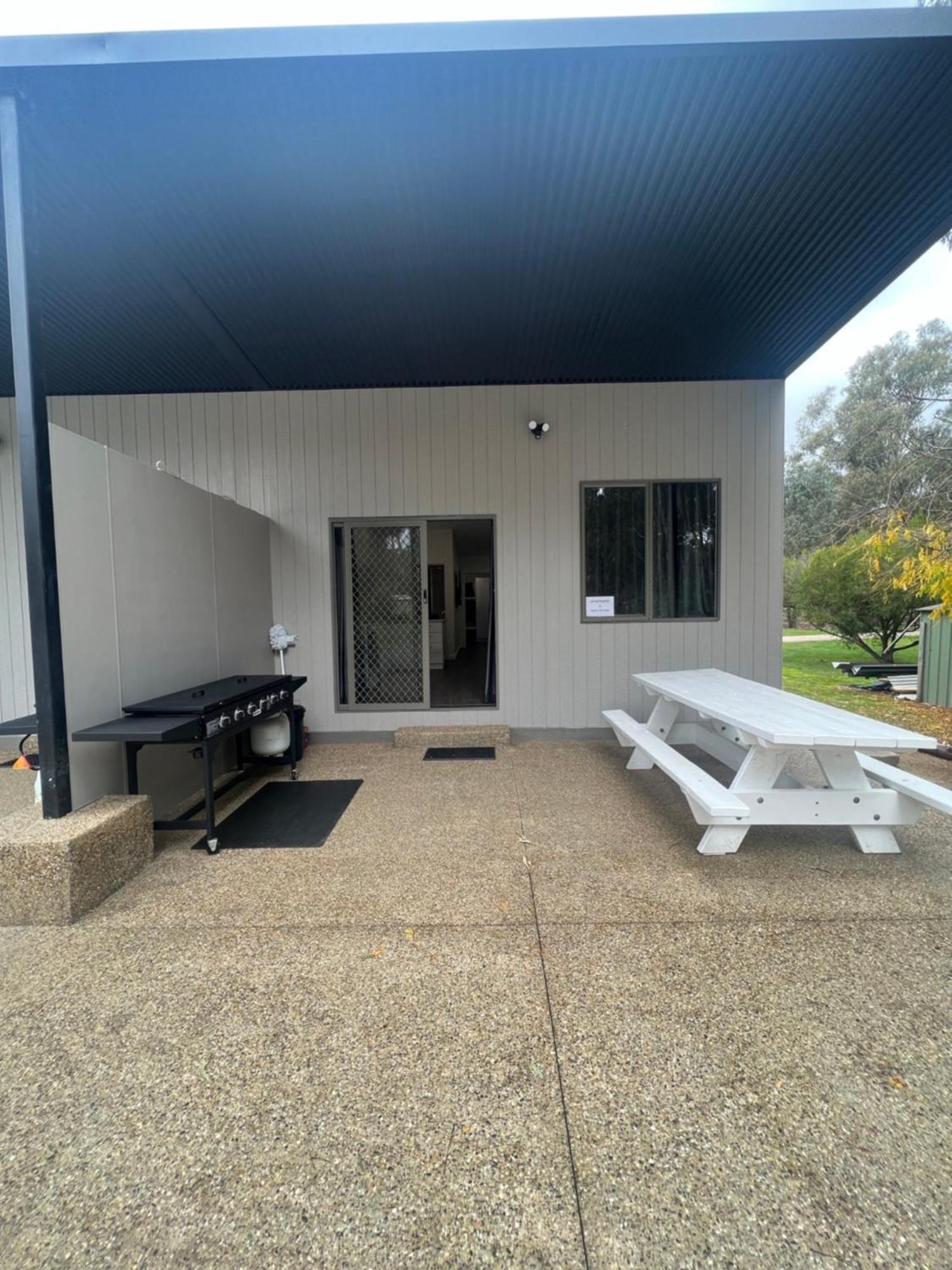 Murray River Hideaway Holiday Park Strathmerton Extérieur photo